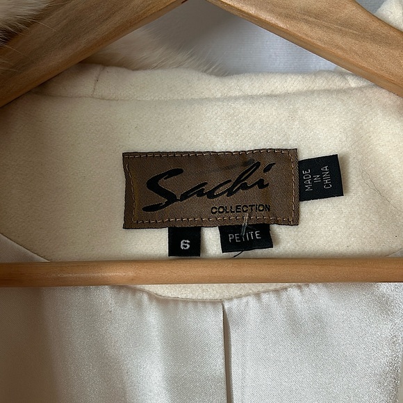 Sachi Collection Beautiful Fur Trimmed Hooded Cream Wool Jacket Coat **Size 6P** - Picture 5 of 5